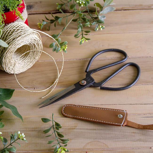 vintage garden scissors Vintage Floral Scissors & Pouch 19cm