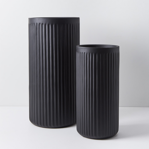 Pleat Cylinder Tall Pot Black