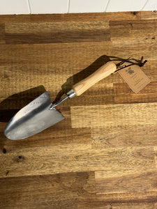 Ashwood Hand Trowel